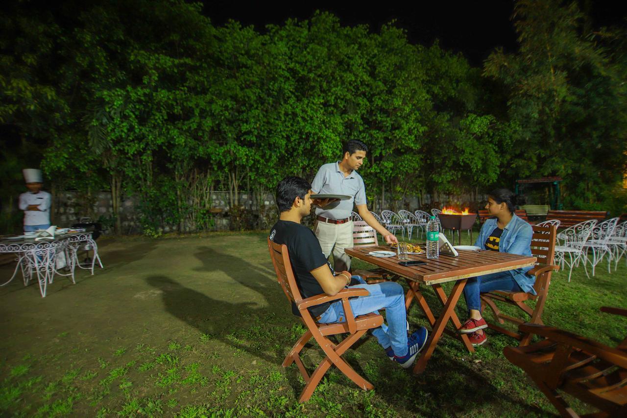 V Resorts Rajaji National Park Рішикеш Екстер'єр фото